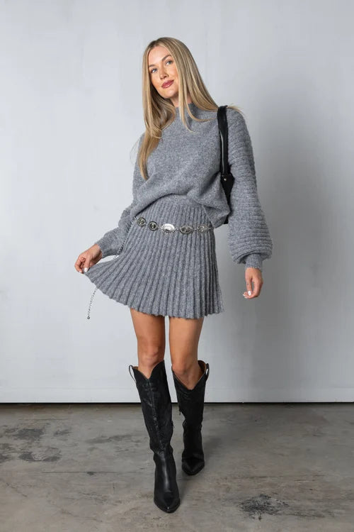 CAVELLI™  | PULL ET JUPE PLISSÉS ÉLÉGANTS - NINA