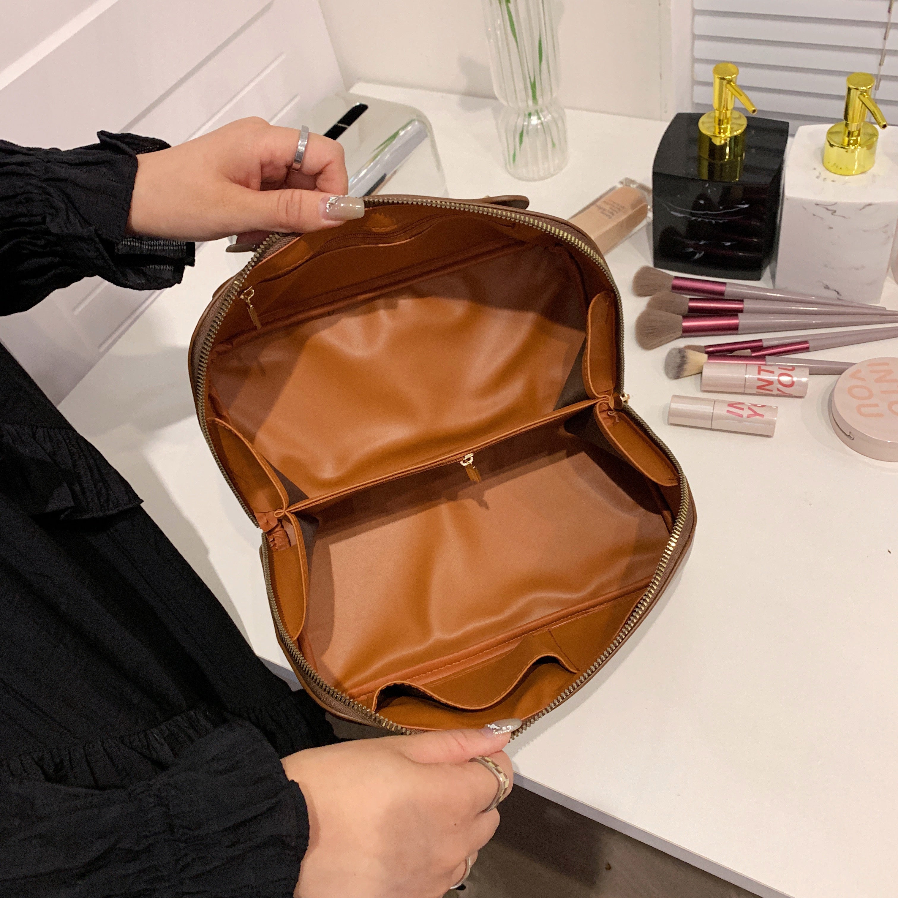 CAVELLI ™ | Trousse à Maquillage Tyna