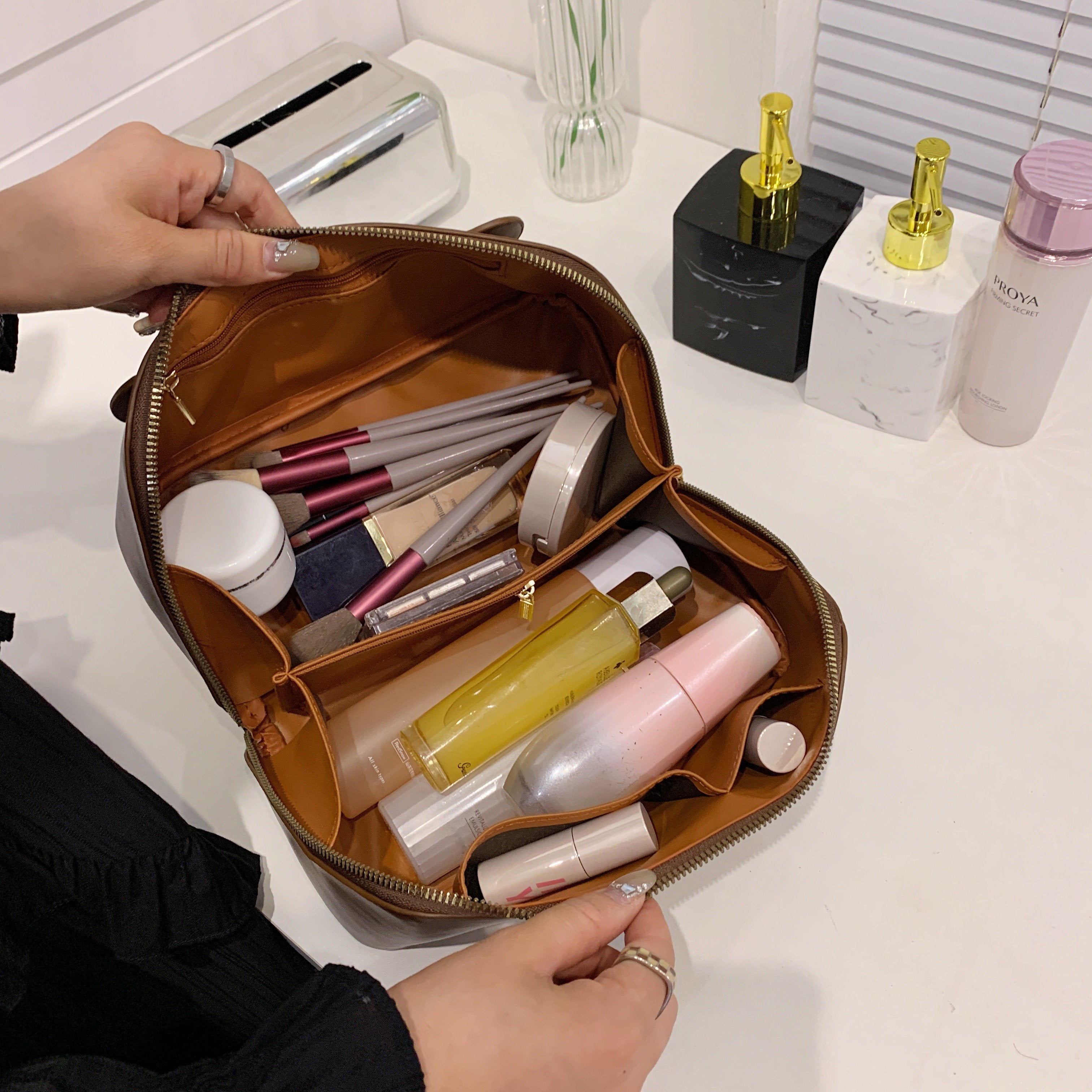 CAVELLI ™ | Trousse à Maquillage Tyna