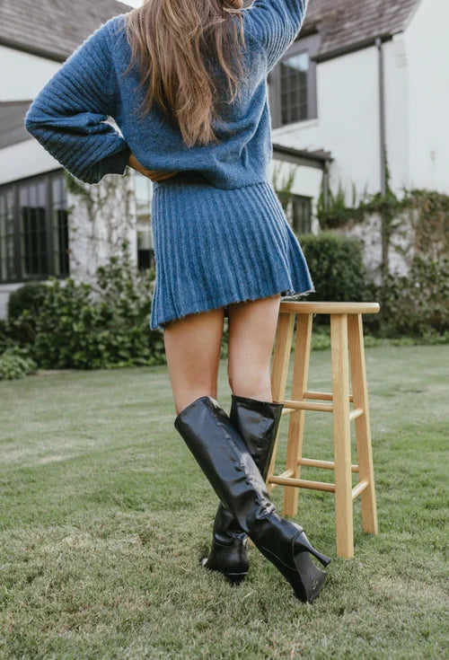 CAVELLI™  | PULL ET JUPE PLISSÉS ÉLÉGANTS - NINA